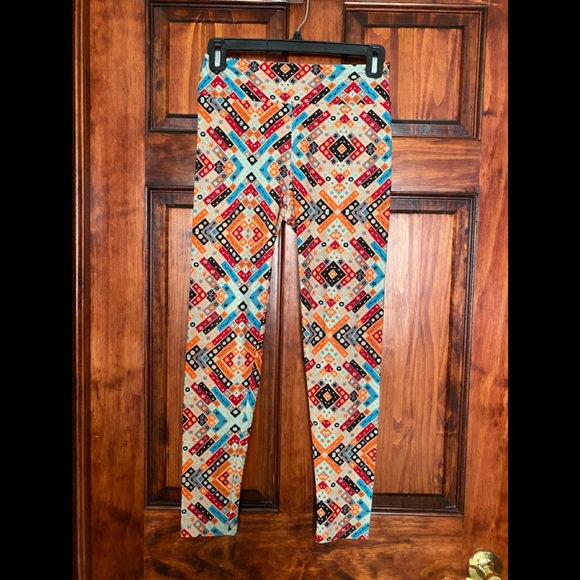 LuLaRoe OS Leggings Nude Beige Constellation Print Geometric Fair Isle Pattern - Picture 3 of 13